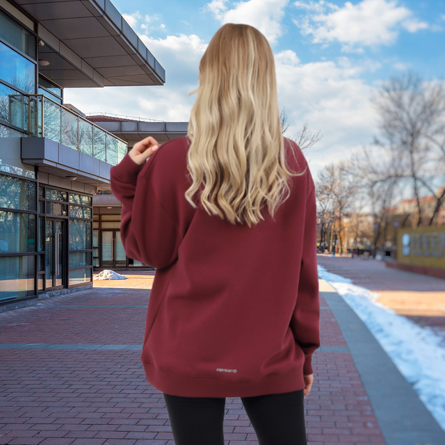 Женщины водолазки над плечами рефлекционные печатные толщины.