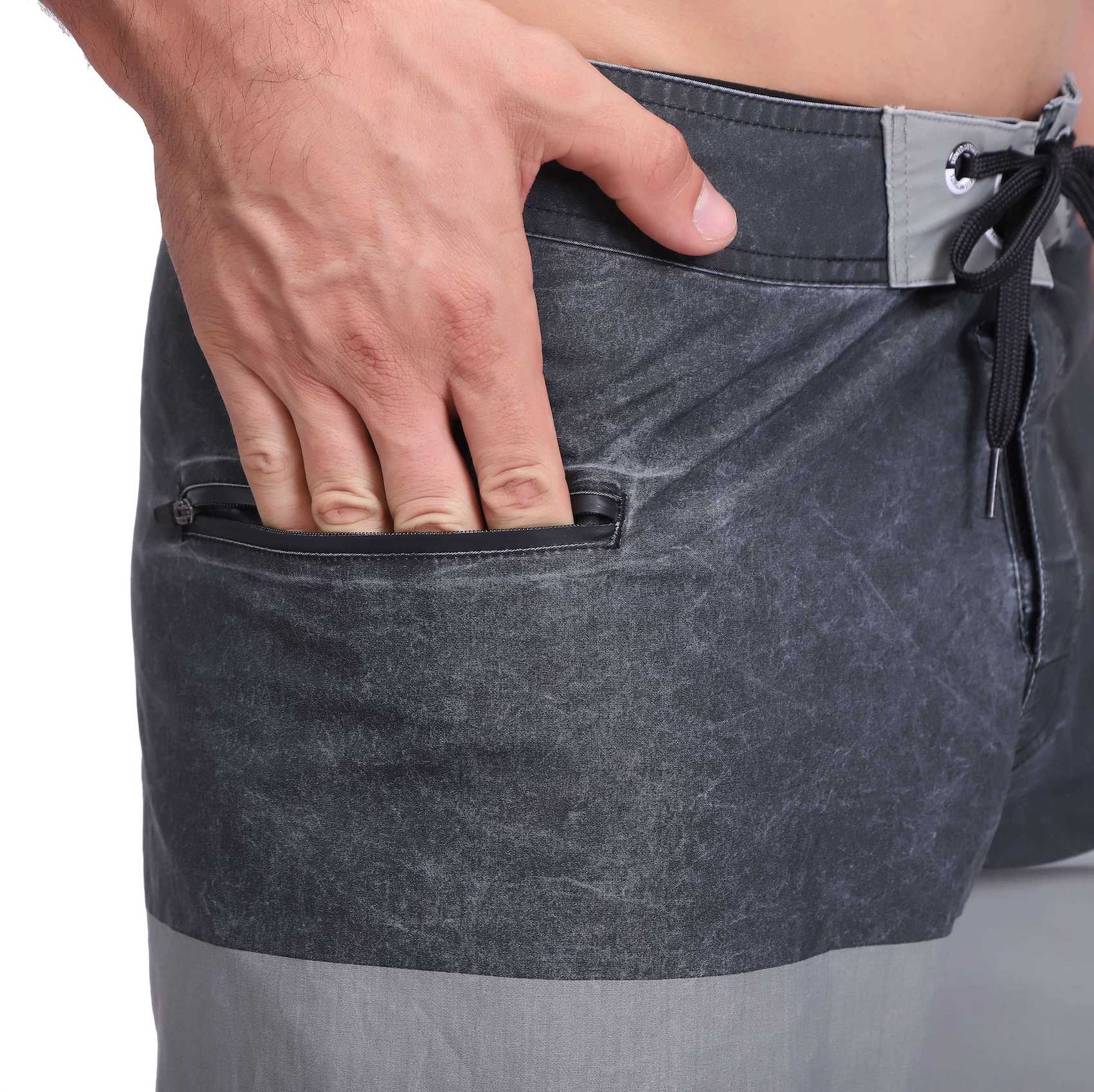 Карман на молнии