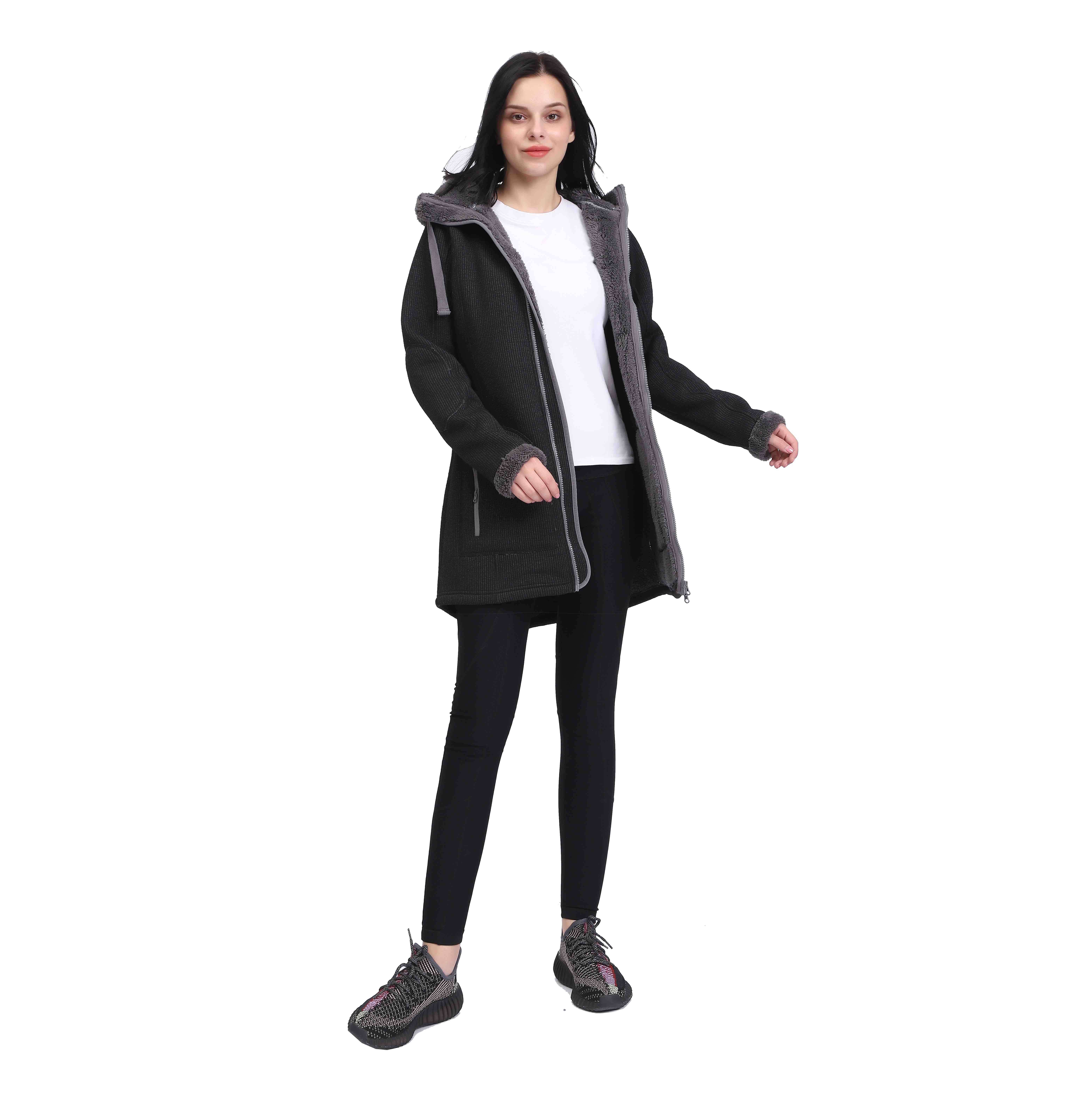 Зимняя толстовка